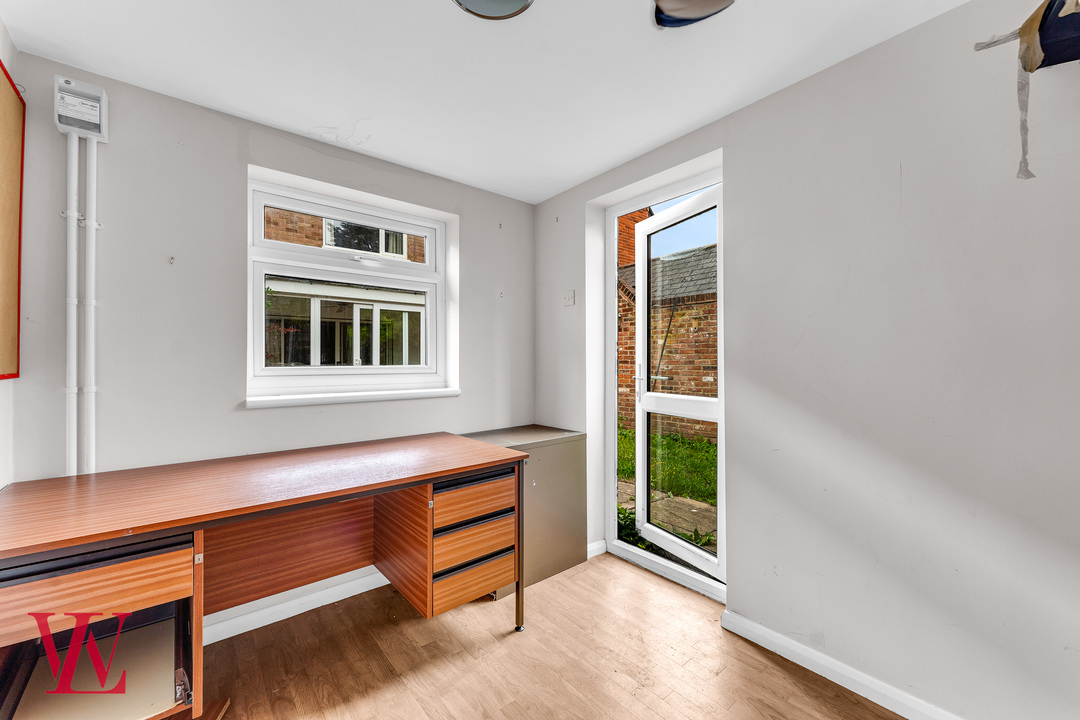 3 bed semi-detached house for sale in Nursery Road, Bishop's Stortford, Hertfordshire  - Property Image 15