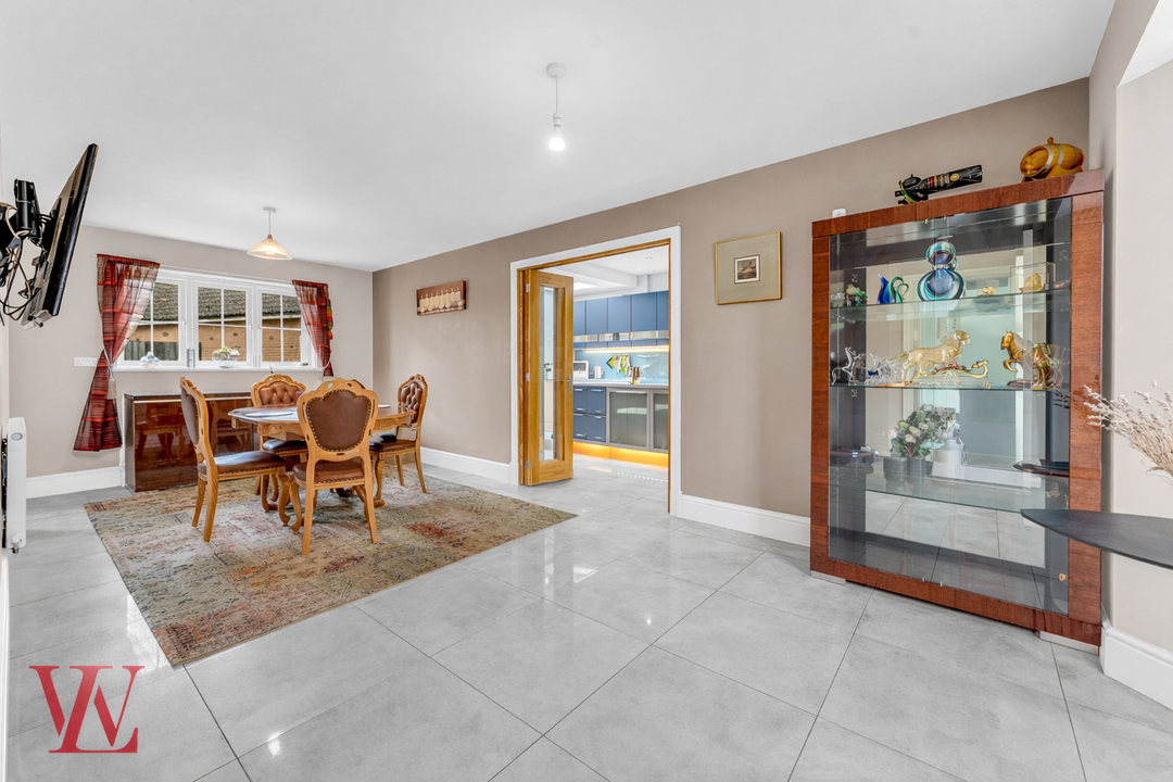 5 bed detached house for sale in Walson Way, Stansted, Essex  - Property Image 7