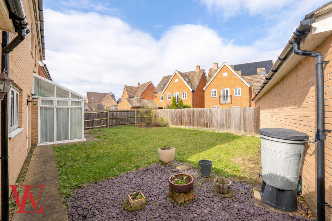 5 bed detached house for sale in Walson Way, Stansted, Essex  - Property Image 25