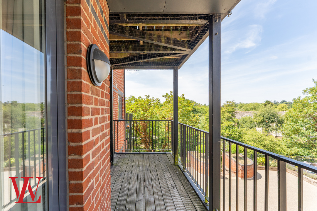 2 bed apartment for sale in Tanners Wharf, Bishop's Stortford, Hertfordshire  - Property Image 13