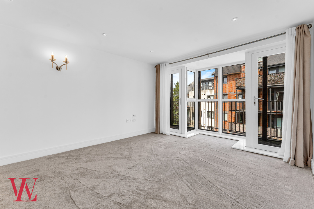 2 bed apartment for sale in Tanners Wharf, Bishop's Stortford, Hertfordshire  - Property Image 5