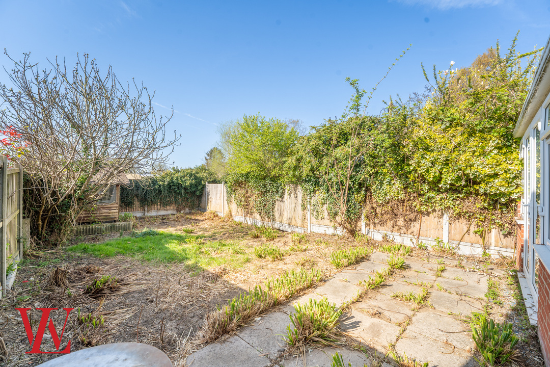 3 bed semi-detached house for sale in Ascot Close, Bishop's Stortford, Hertfordshire 15