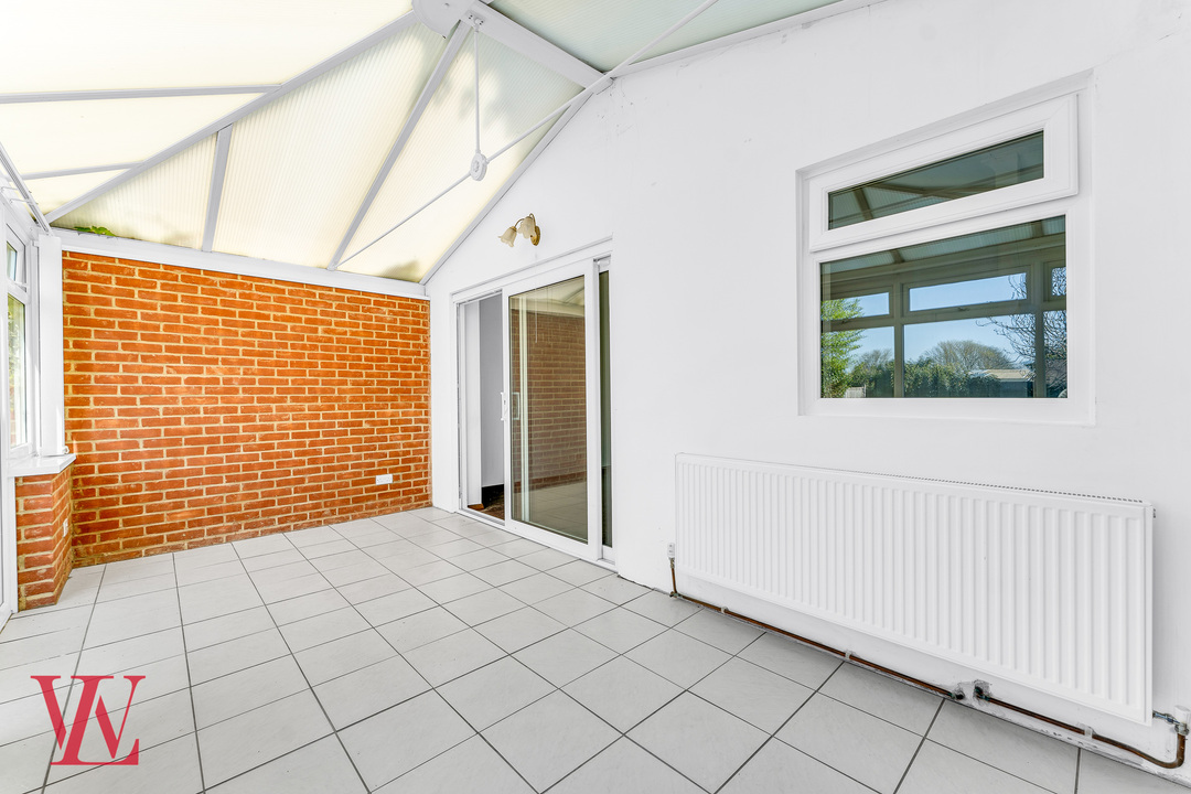 3 bed semi-detached house for sale in Ascot Close, Bishop's Stortford, Hertfordshire 3
