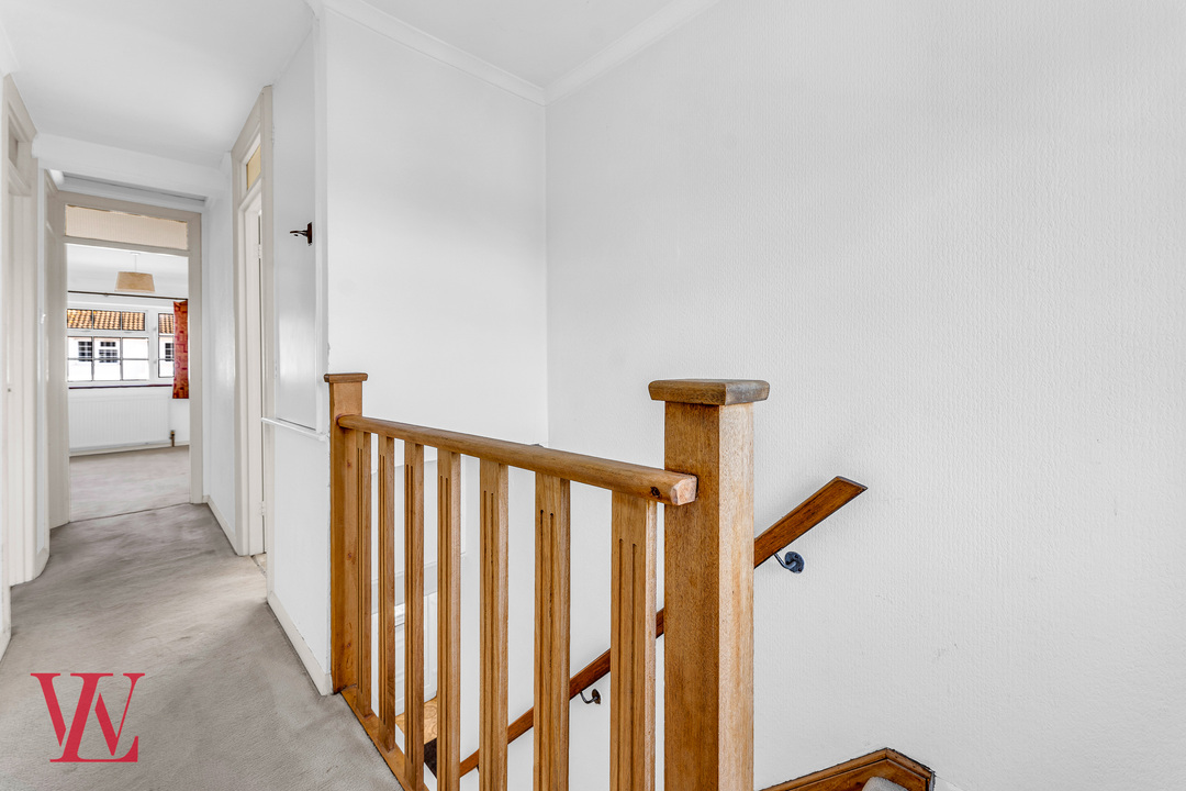 3 bed semi-detached house for sale in Ascot Close, Bishop's Stortford, Hertfordshire  - Property Image 11