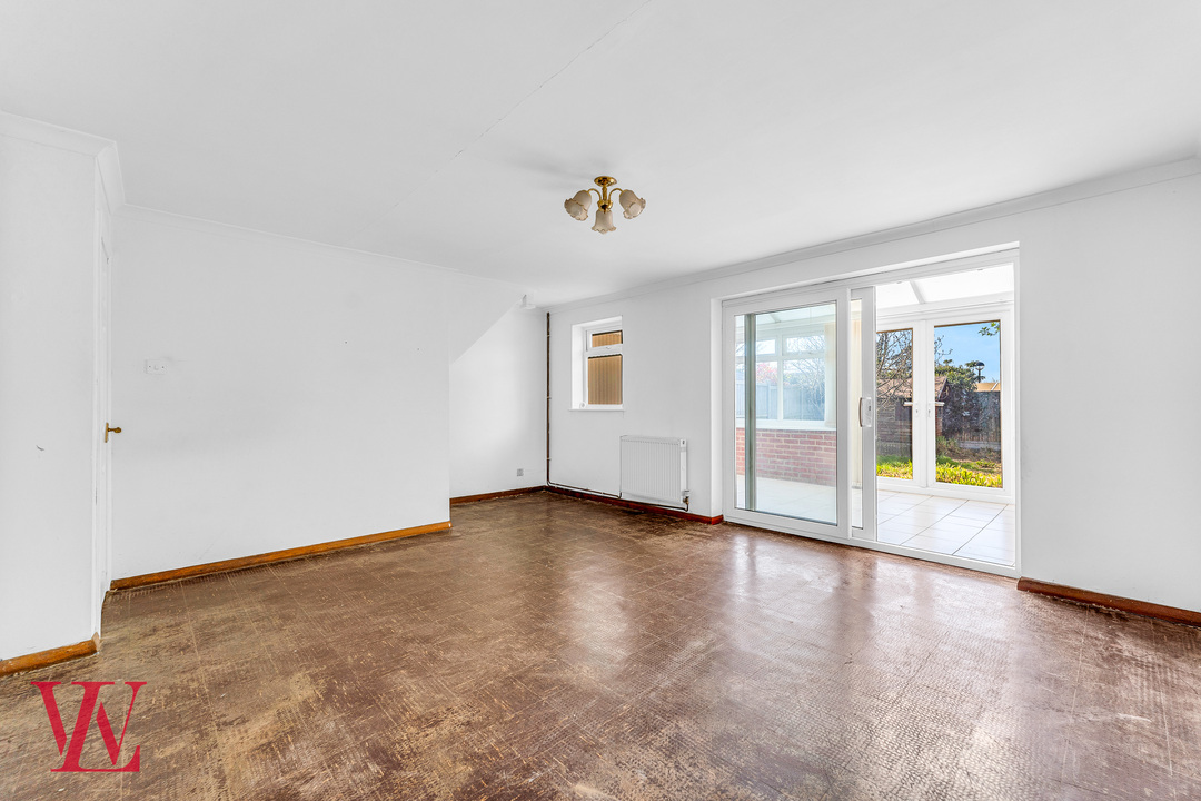 3 bed semi-detached house for sale in Ascot Close, Bishop's Stortford, Hertfordshire  - Property Image 2