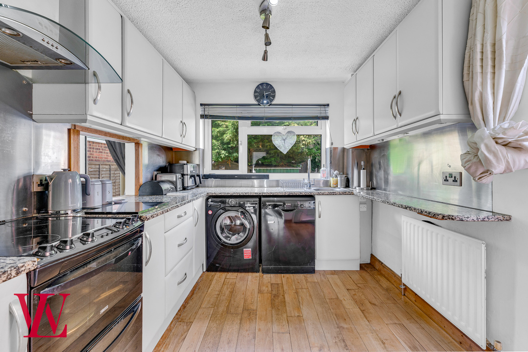 3 bed semi-detached house for sale in Elm Close, Elsenham, Bishop's Stortford, Hertfordshire 13