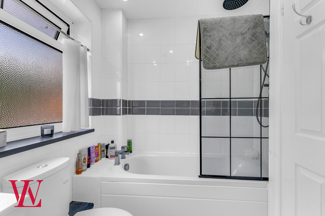 3 bed semi-detached house for sale in Elm Close, Elsenham, Bishop's Stortford, Hertfordshire  - Property Image 13