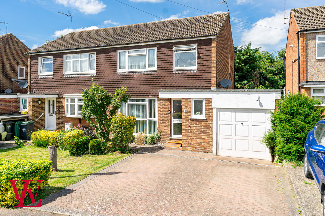 3 bed semi-detached house for sale in Elm Close, Elsenham, Bishop's Stortford, Hertfordshire