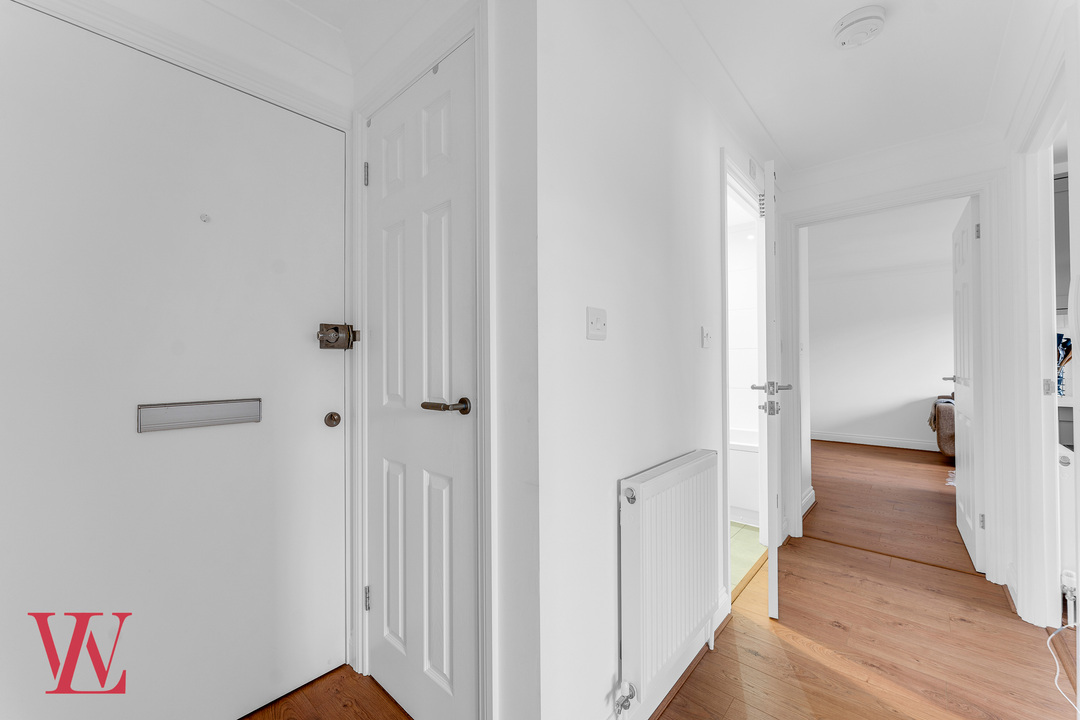 2 bed apartment for sale in Harris Green, Dunmow, Essex  - Property Image 13