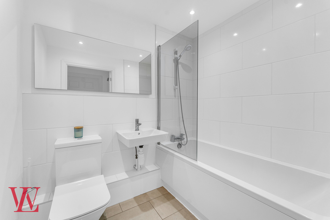 2 bed apartment for sale in Harris Green, Dunmow, Essex 11