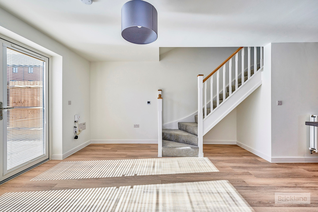 2 bed terraced house to rent in Boultwood Way, Bishop's Stortford, Hertfordshire  - Property Image 3