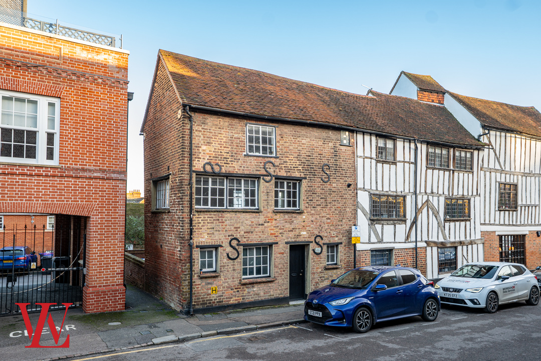 1 bed town house for sale in Basbow Lane, Bishop's Stortford, Hertfordshire