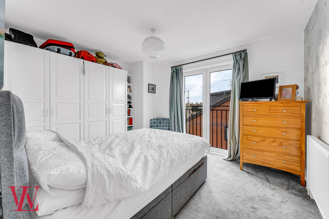 2 bed apartment for sale in Tanners Wharf, Bishop's Stortford, Hertfordshire 7