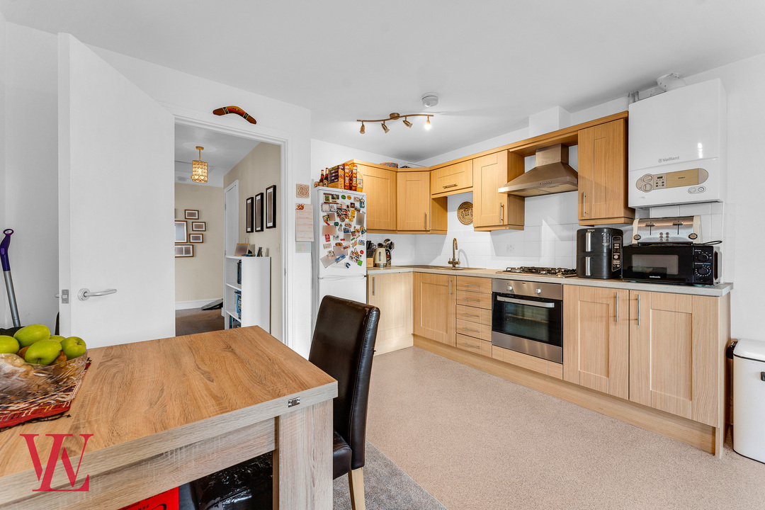 2 bed apartment for sale in Tanners Wharf, Bishop's Stortford, Hertfordshire 5