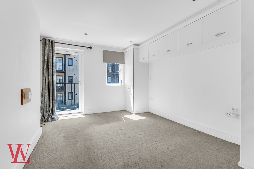 2 bed apartment for sale in Tanners Wharf, Bishop's Stortford, Hertfordshire 7
