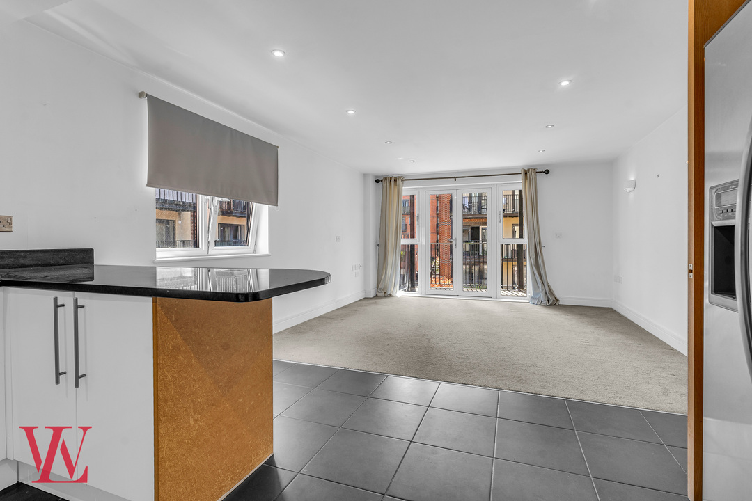 2 bed apartment for sale in Tanners Wharf, Bishop's Stortford, Hertfordshire  - Property Image 5