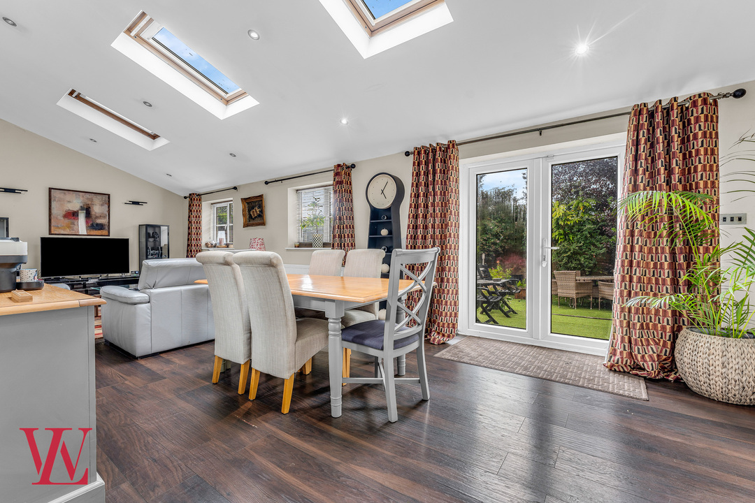 5 bed detached house for sale in Burley Hill, Harlow, Essex 2