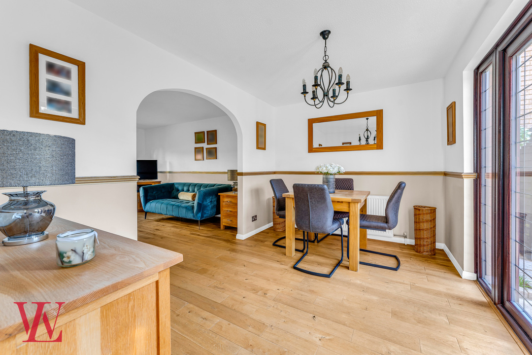 4 bed detached house for sale in Bylands Close, Bishop's Stortford, Hertfordshire  - Property Image 5