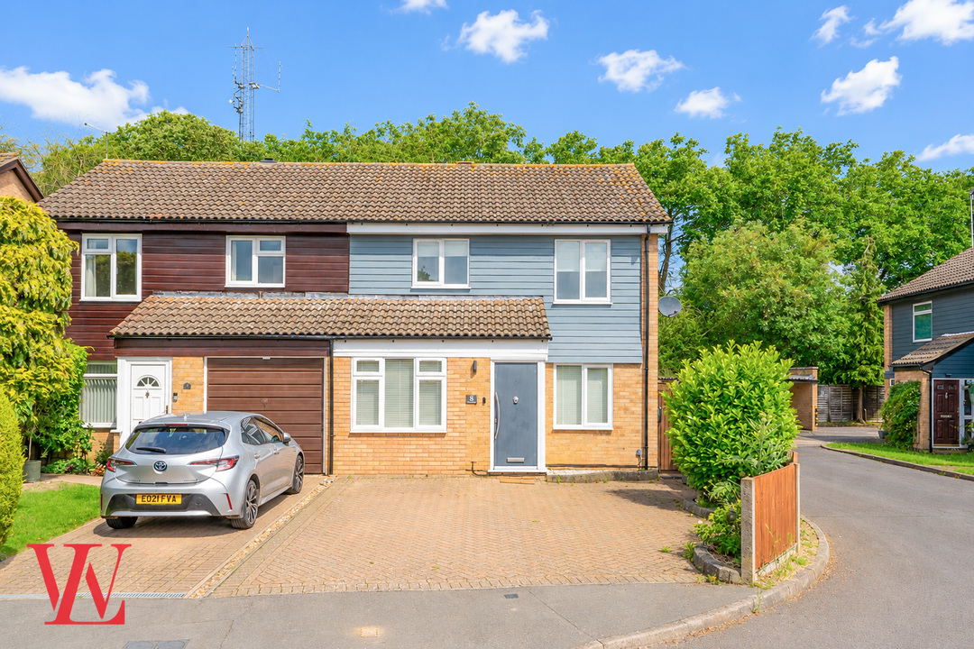 3 bed semi-detached house for sale in Sunningdale, Bishop's Stortford, Hertfordshire  - Property Image 1