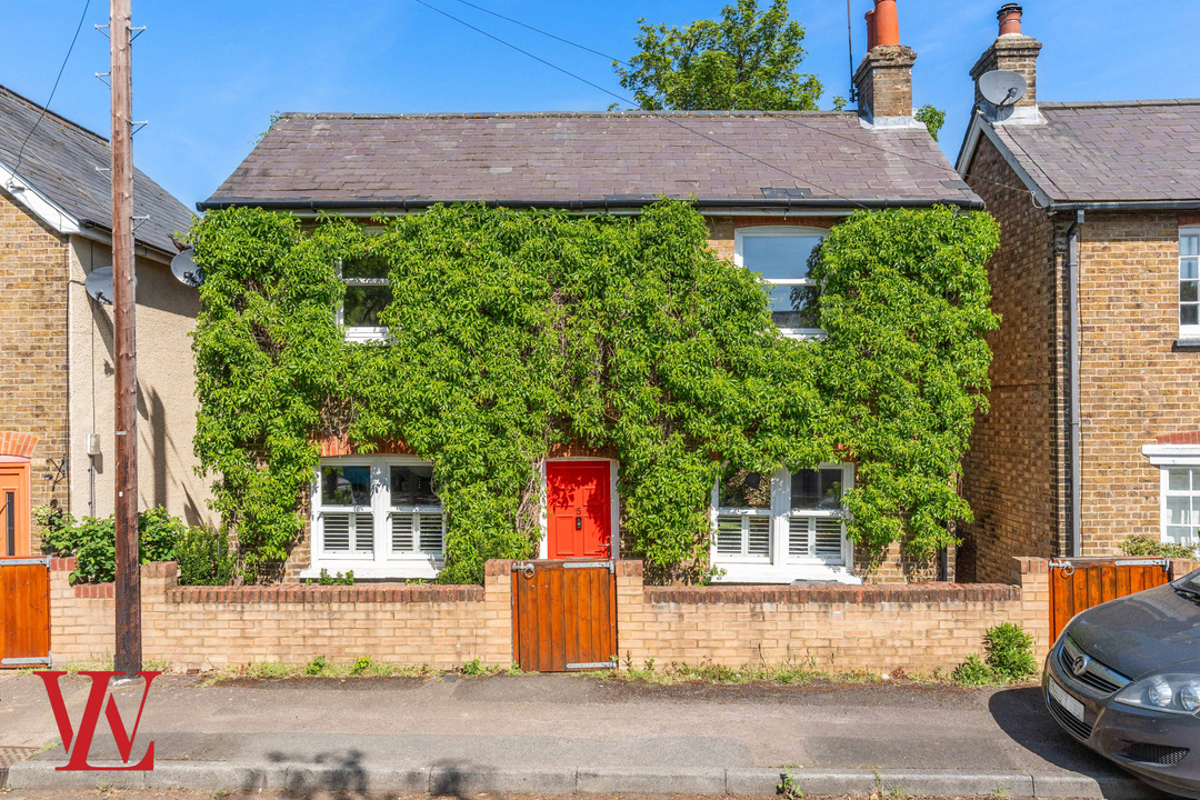 2 bed detached house for sale in Stort Road, Bishop's Stortford, Hertfordshire