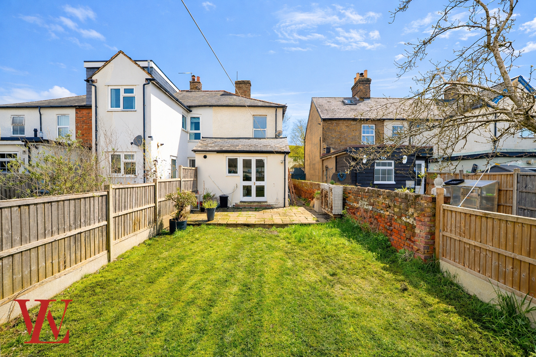 2 bed end of terrace house for sale in Cambridge Road, Sawbridgeworth, Hertfordshire  - Property Image 14