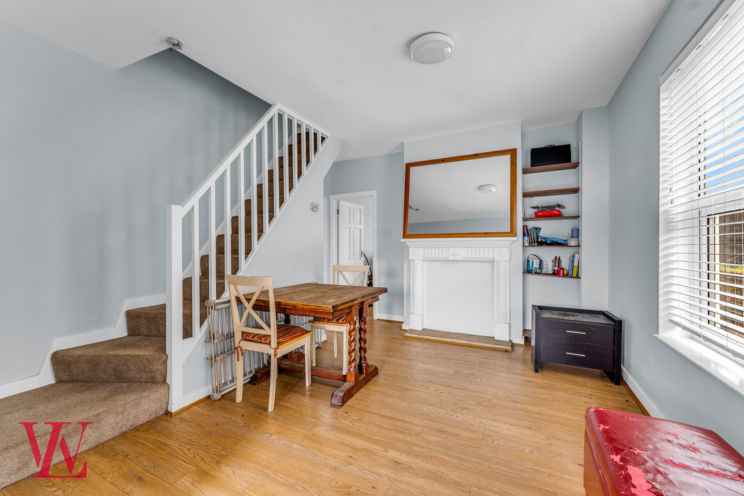 2 bed end of terrace house for sale in Cambridge Road, Sawbridgeworth, Hertfordshire  - Property Image 6