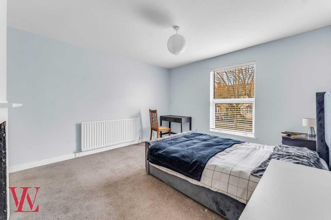 2 bed end of terrace house for sale in Cambridge Road, Sawbridgeworth, Hertfordshire 10