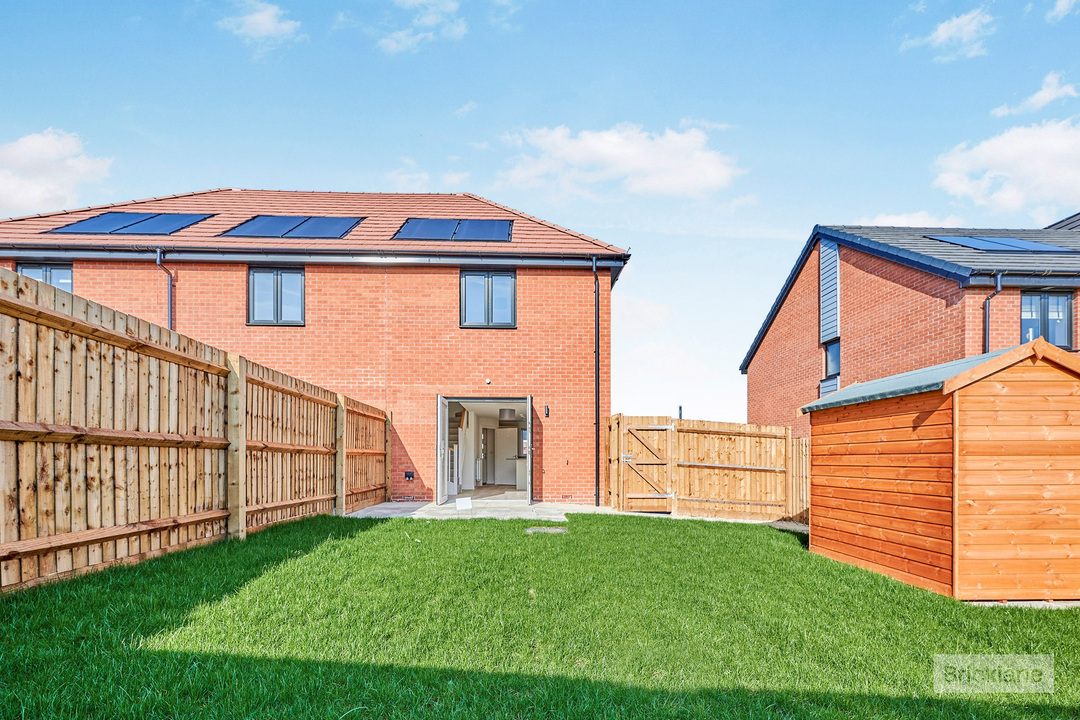 2 bed end of terrace house to rent in Boultwood Way, Bishop's Stortford, Hertfordshire  - Property Image 10