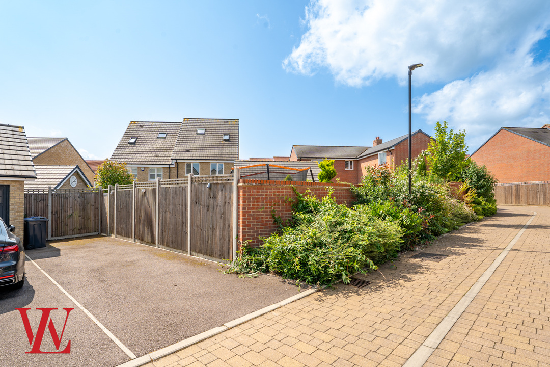 3 bed semi-detached house for sale in Thorpe Road, Bishop's Stortford  - Property Image 23