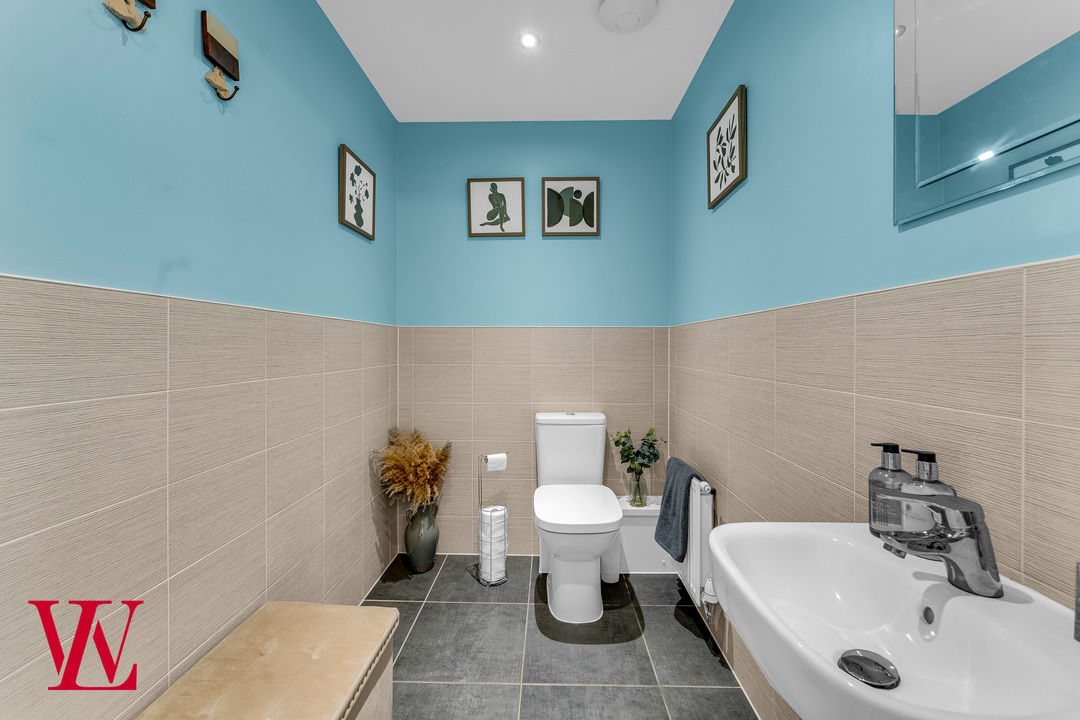 3 bed semi-detached house for sale in Thorpe Road, Bishop's Stortford  - Property Image 9