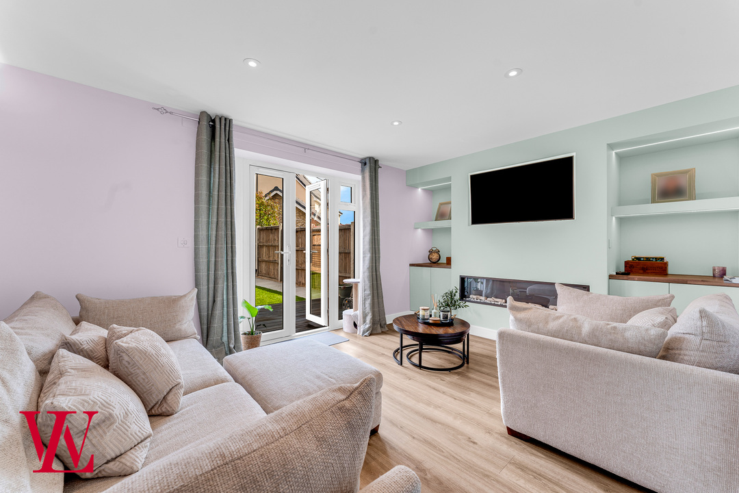 3 bed semi-detached house for sale in Thorpe Road, Bishop's Stortford 1