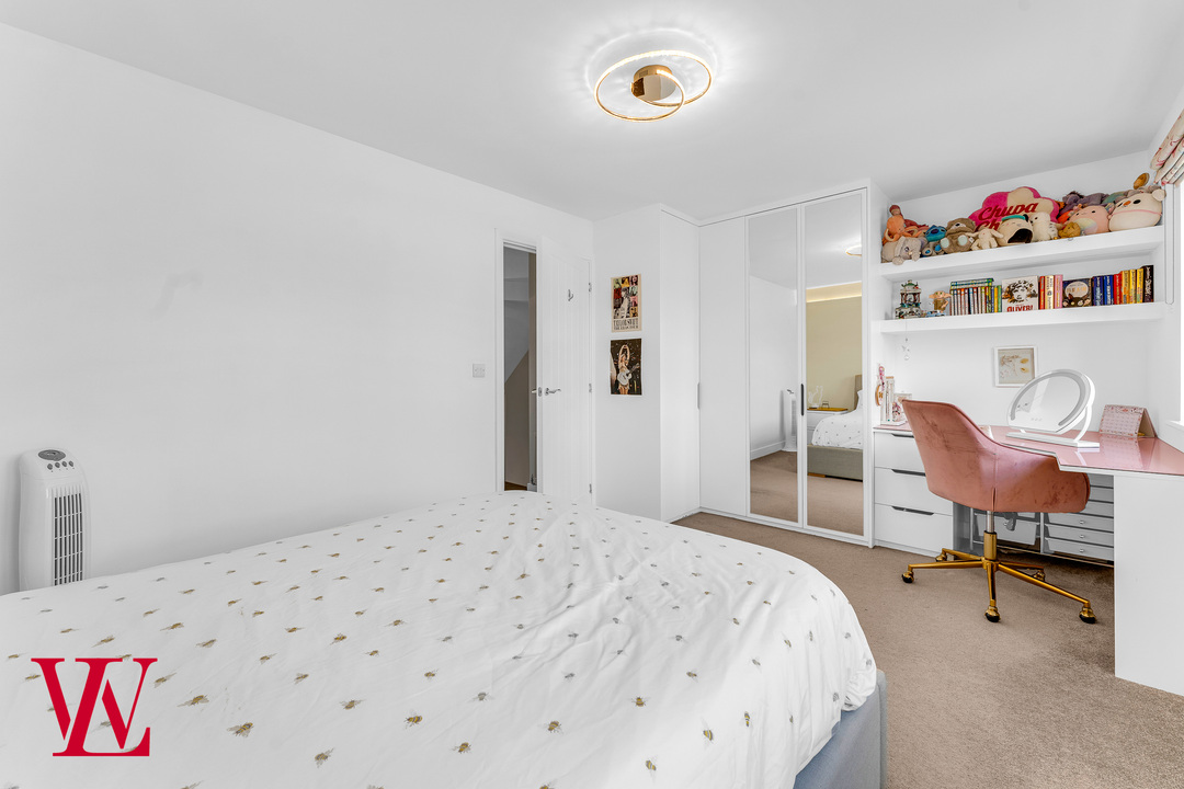 3 bed semi-detached house for sale in Thorpe Road, Bishop's Stortford  - Property Image 17