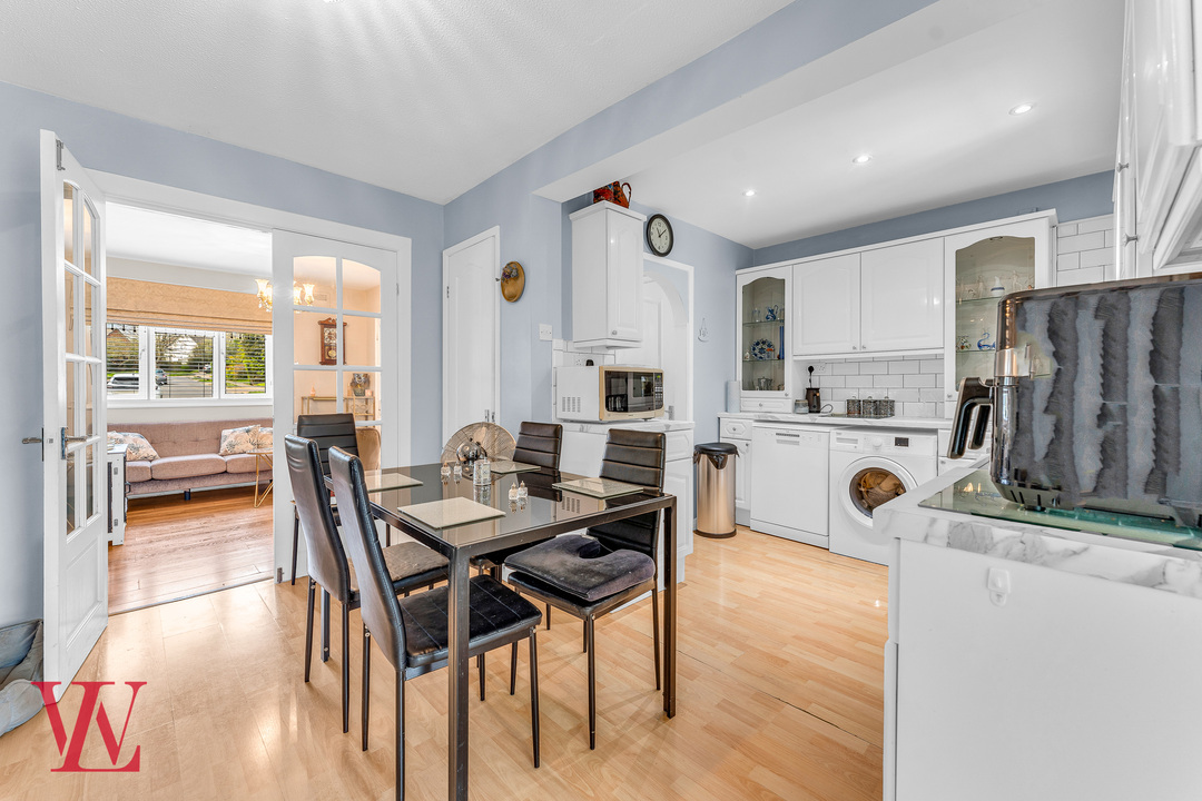 3 bed semi-detached house for sale in Hatch Green, Little Hallingbury, Bishop's Stortford, Essex  - Property Image 4