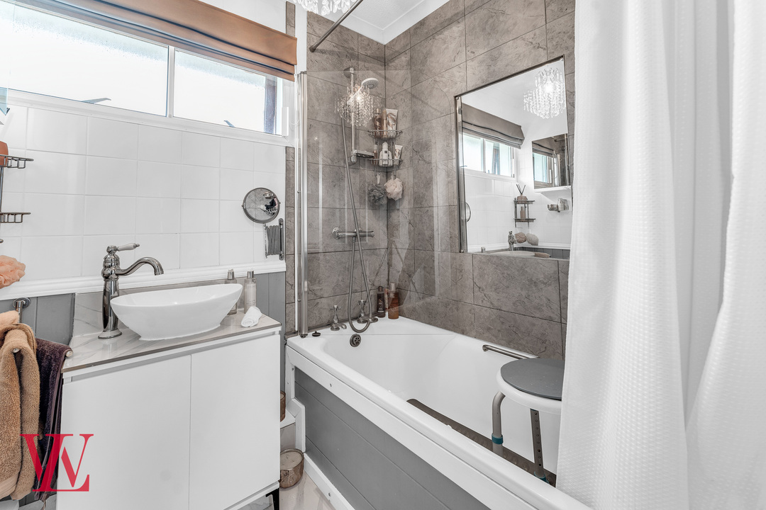 3 bed semi-detached house for sale in Hatch Green, Little Hallingbury, Bishop's Stortford, Essex  - Property Image 13