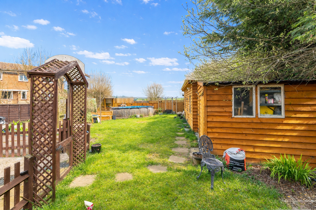 3 bed semi-detached house for sale in Hatch Green, Little Hallingbury, Bishop's Stortford, Essex  - Property Image 18