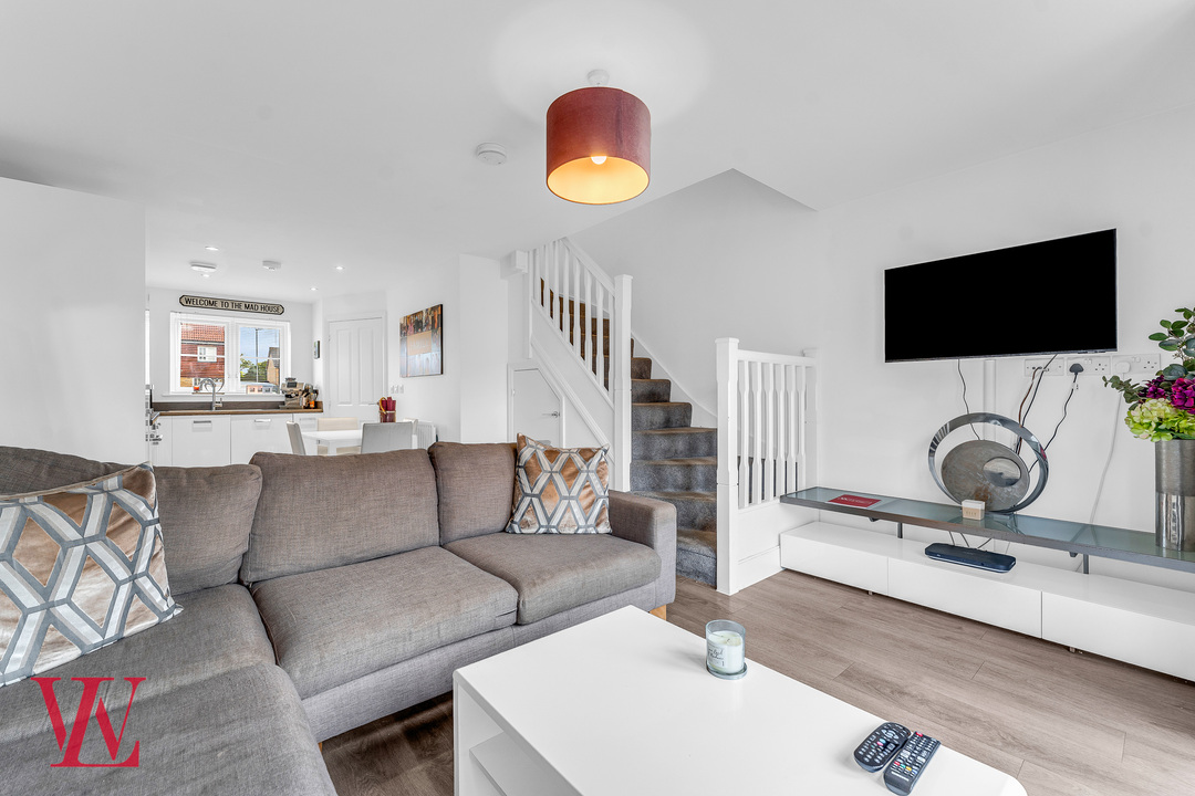 2 bed end of terrace house for sale in Davey Road, Bishop's Stortford, Hertfordshire 1