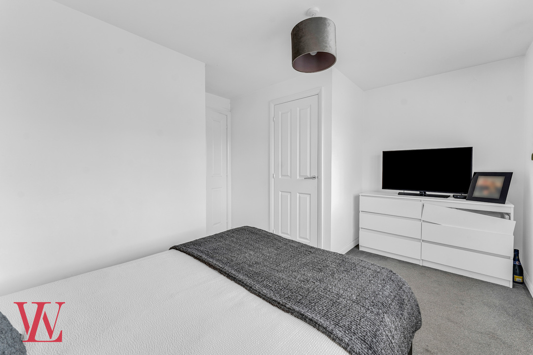 2 bed end of terrace house for sale in Davey Road, Bishop's Stortford, Hertfordshire  - Property Image 10