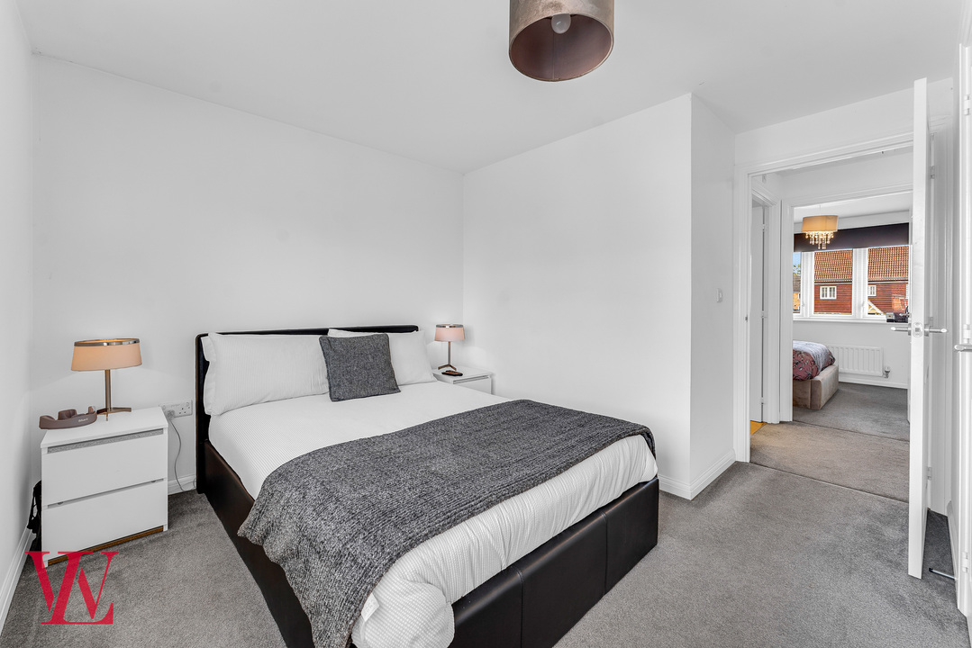 2 bed end of terrace house for sale in Davey Road, Bishop's Stortford, Hertfordshire  - Property Image 11
