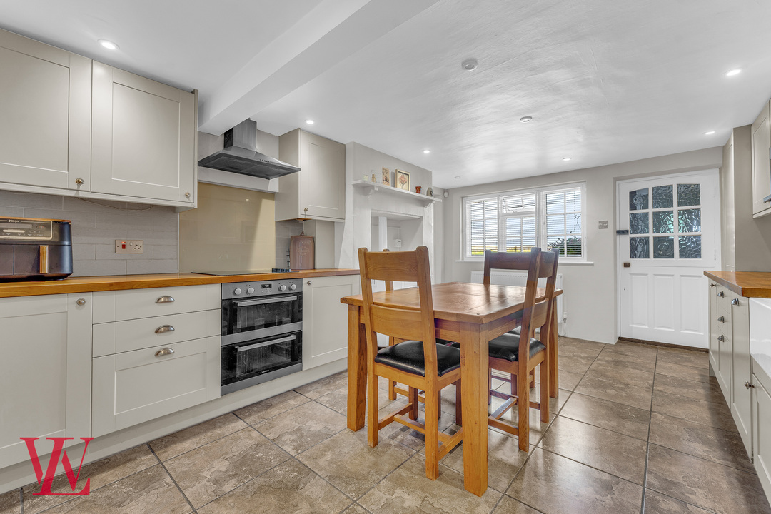 3 bed semi-detached house for sale in The Maltings, Broxted, Dunmow, Essex 9
