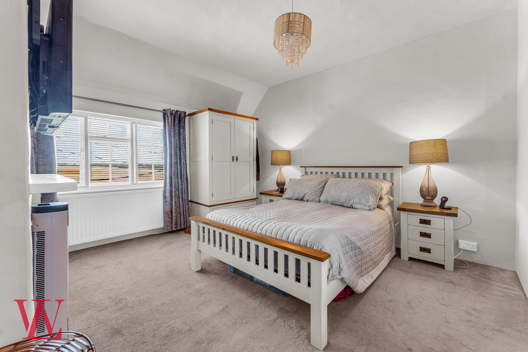 3 bed semi-detached house for sale in The Maltings, Broxted, Dunmow, Essex 15