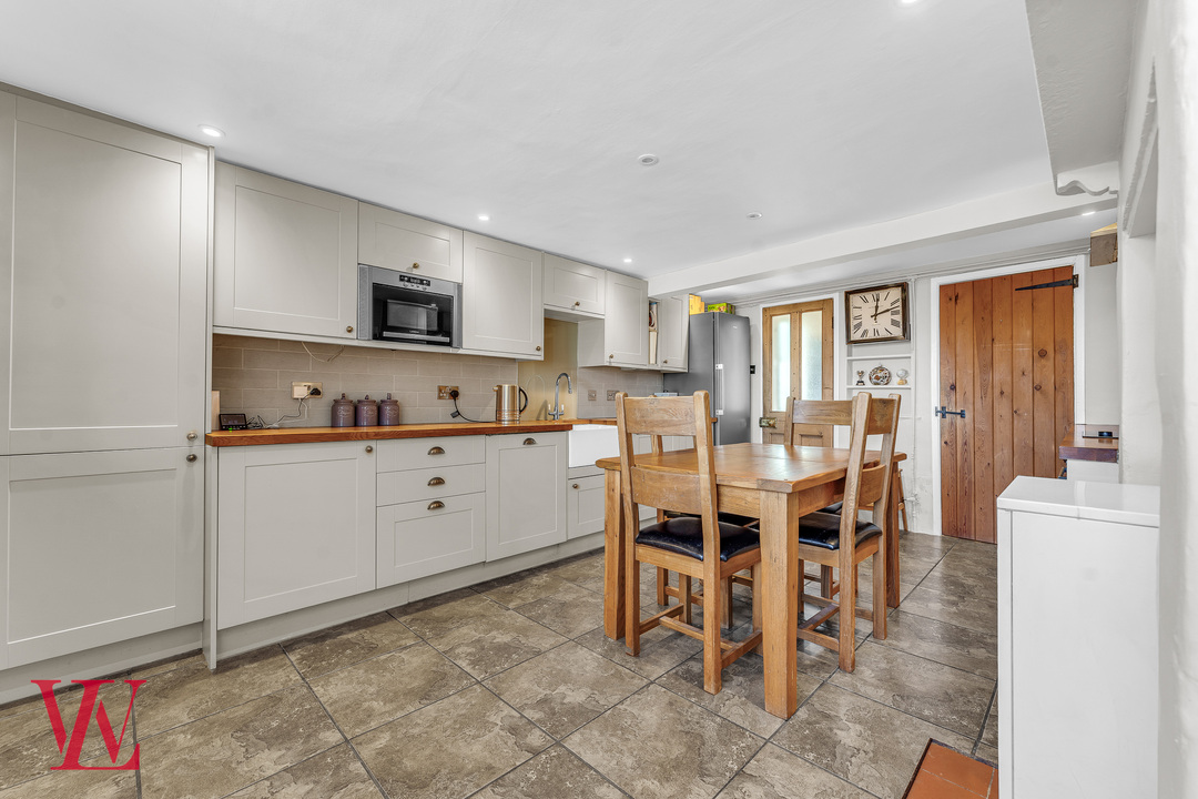 3 bed semi-detached house for sale in The Maltings, Broxted, Dunmow, Essex  - Property Image 7