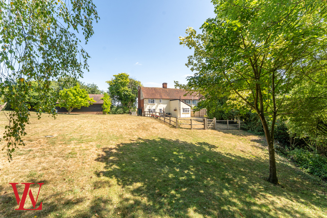 3 bed semi-detached house for sale in The Maltings, Broxted, Dunmow, Essex  - Property Image 24