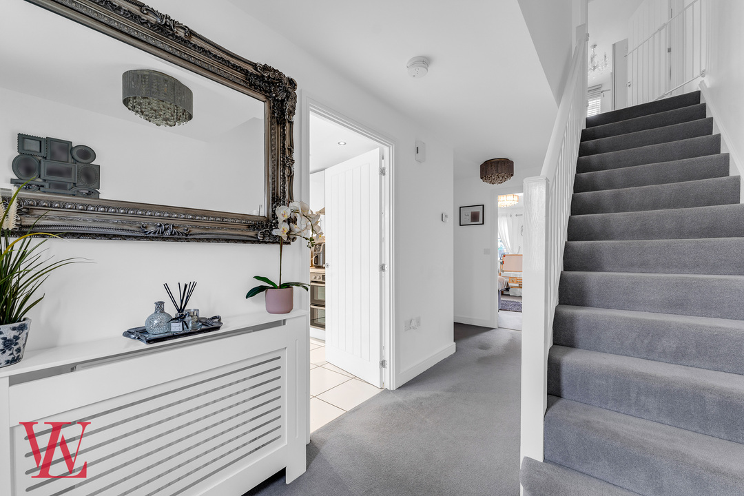 3 bed terraced house for sale in Newland Avenue, Bishop's Stortford 4