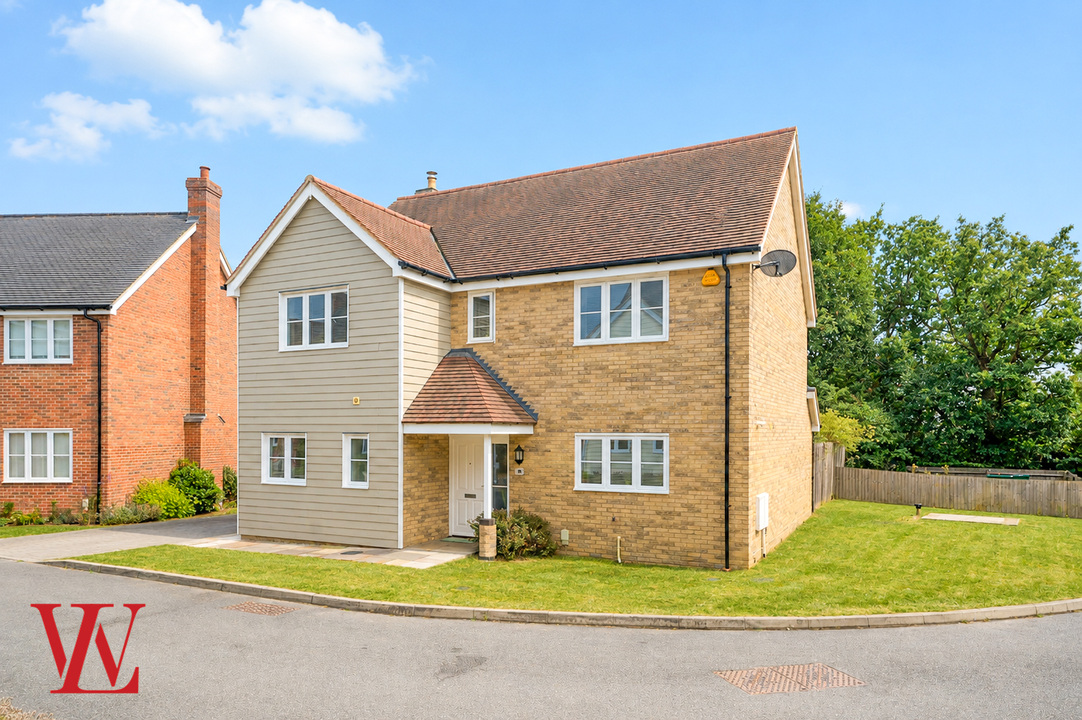 4 bed detached house for sale in Maitland Close, Henham, Bishop's Stortford, Essex - Property Image 1