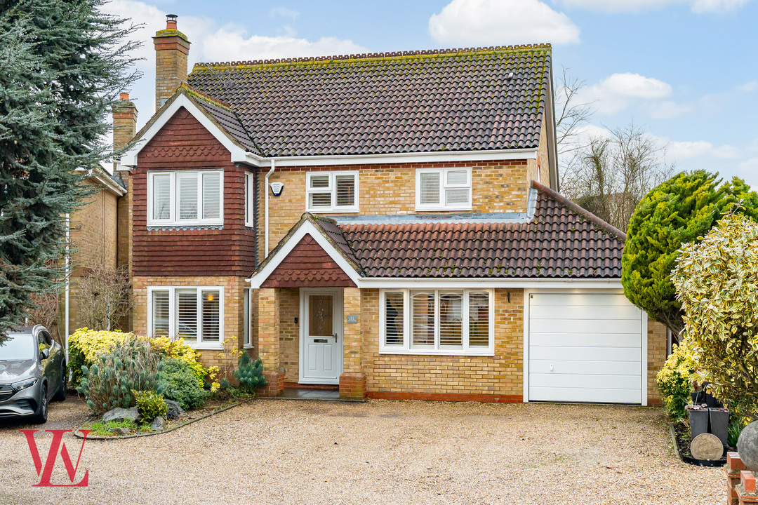 4 bed detached house for sale in The Carpenters, Bishop's Stortford, Hertfordshire  - Property Image 34