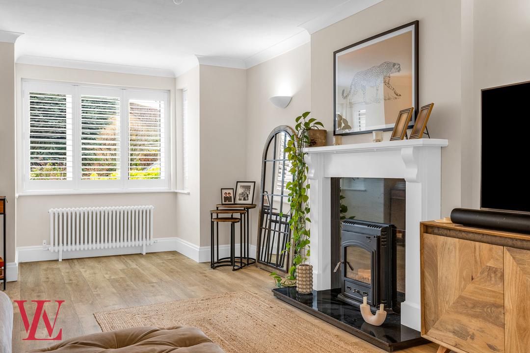 4 bed detached house for sale in The Carpenters, Bishop's Stortford, Hertfordshire  - Property Image 10