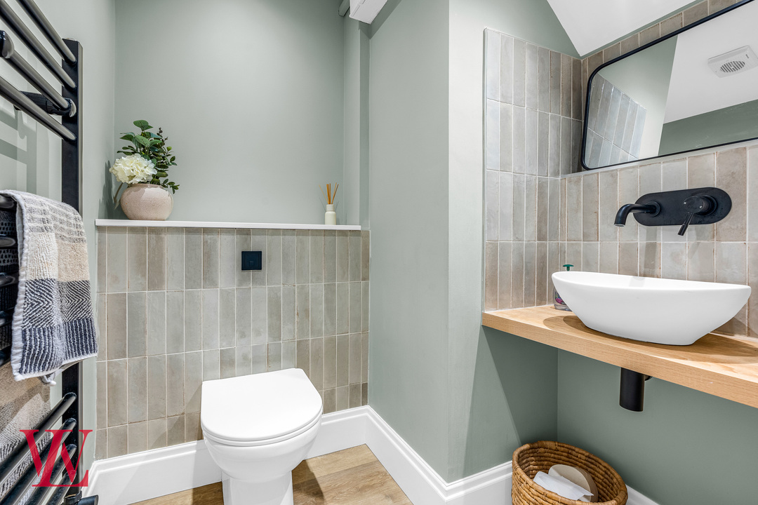 4 bed detached house for sale in The Carpenters, Bishop's Stortford, Hertfordshire  - Property Image 17