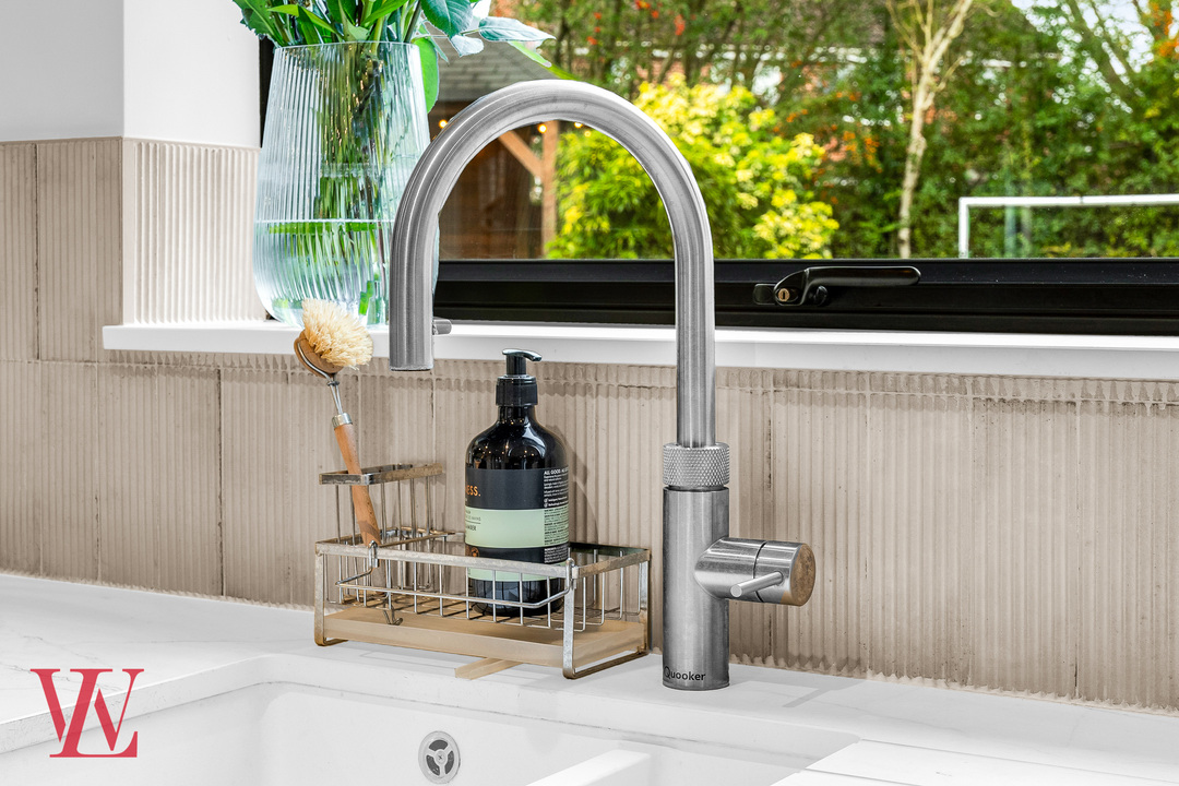 4 bed detached house for sale in The Carpenters, Bishop's Stortford, Hertfordshire 7