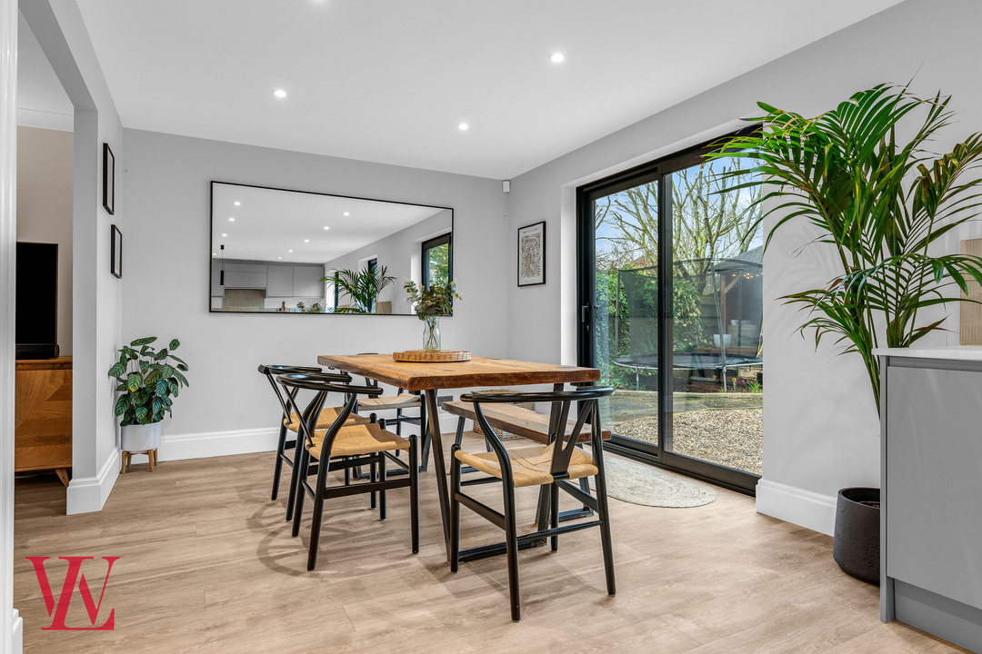 4 bed detached house for sale in The Carpenters, Bishop's Stortford, Hertfordshire 8