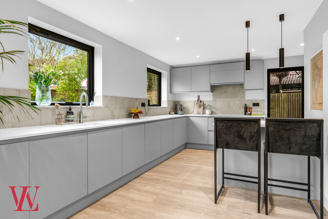 4 bed detached house for sale in The Carpenters, Bishop's Stortford, Hertfordshire 4